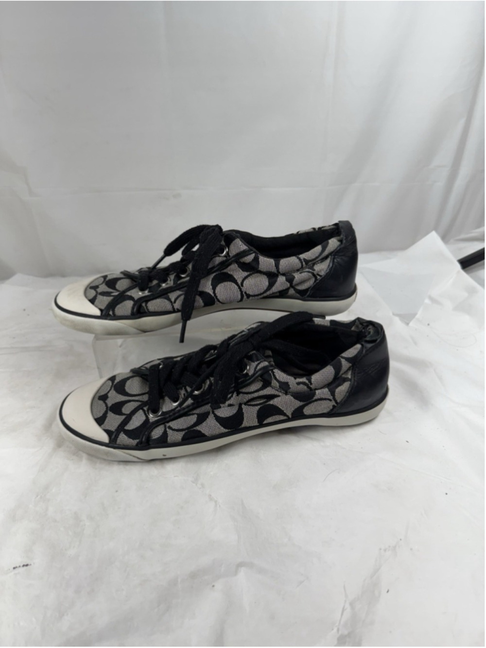 Canvas Coach Barrett Sneakers Size 10 B womens, black/gray logo - Picture 2 of 15